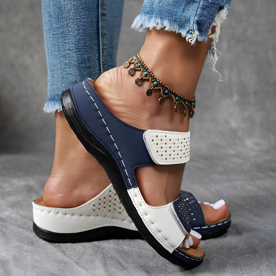 Theia - Orthopedic Sandals