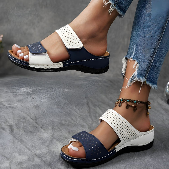 Theia - Orthopedic Sandals